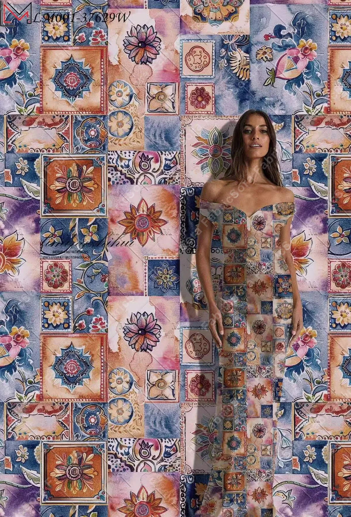 Detalle de la caída del tejido rayon étnico africano